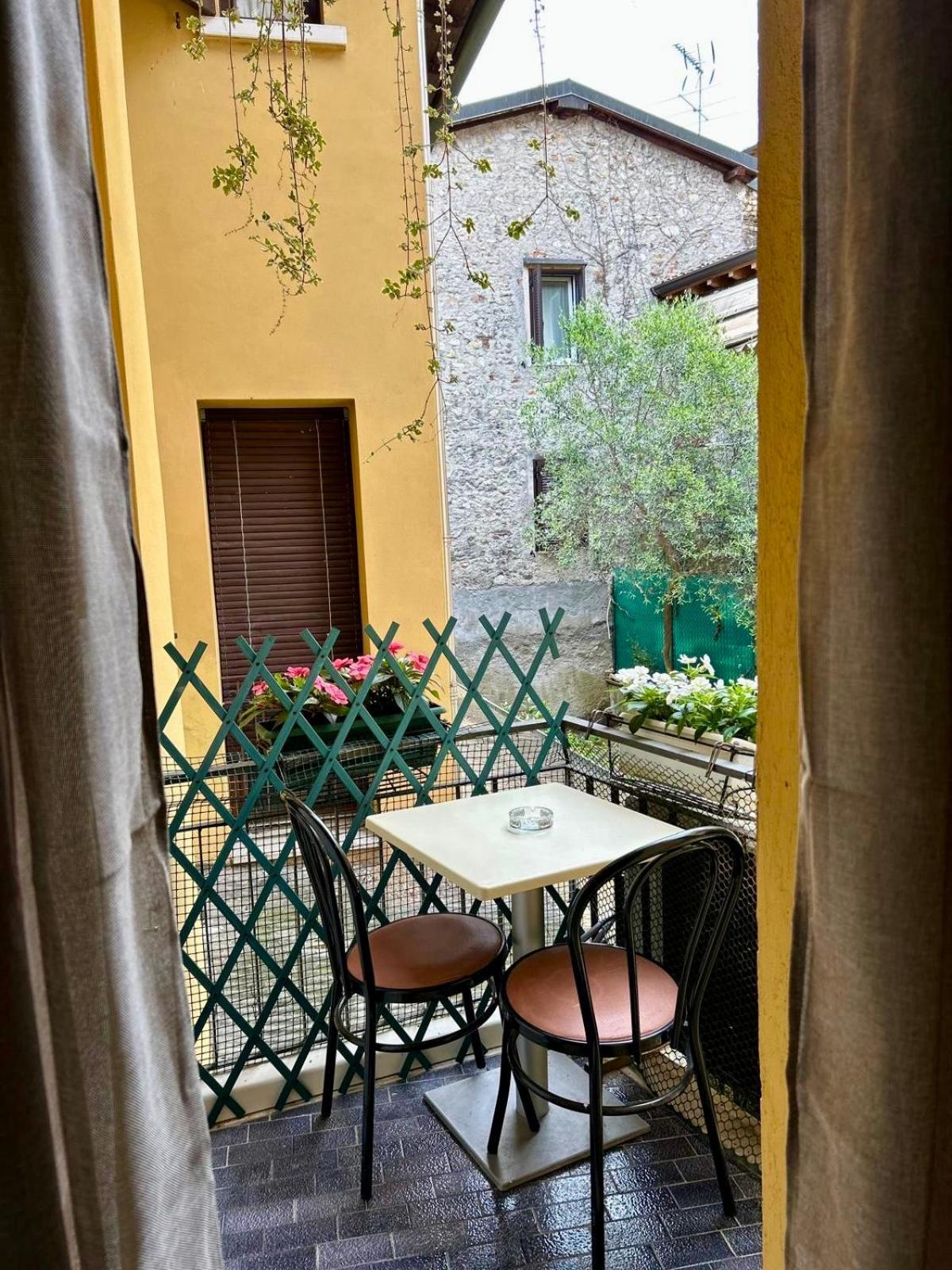 B&B Al Vittoriale Da Maja Gardone Riviera Exterior foto